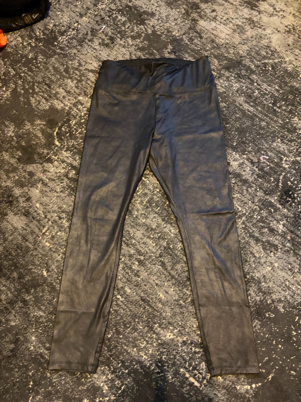 Simply Vera Vera Wang Black Faux Leather Leggings
